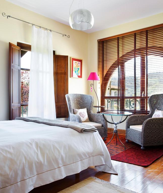 Hotel La Casona Del Viajante - Adults Only à Villabajo Chambre photo
