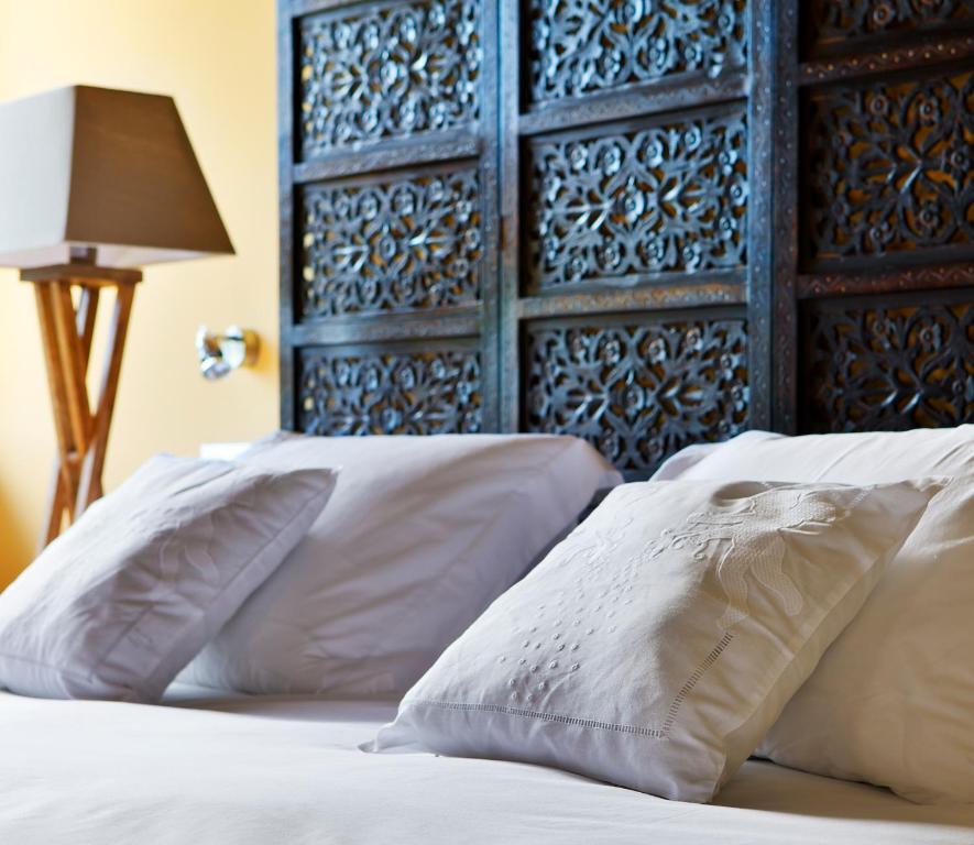 Hotel La Casona Del Viajante - Adults Only à Villabajo Chambre photo